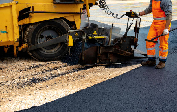 Best Asphalt Driveway Installation  in St Rose, LA